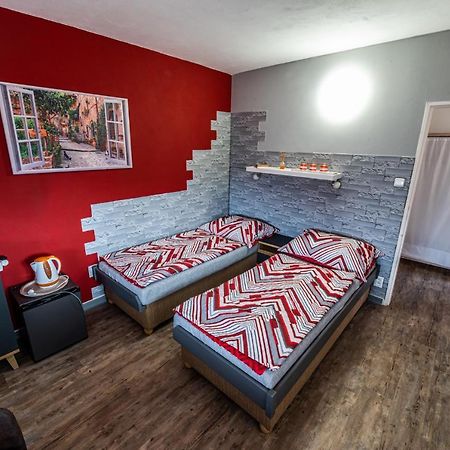 Penzion U Tulaka Dobřichovice Eksteriør billede