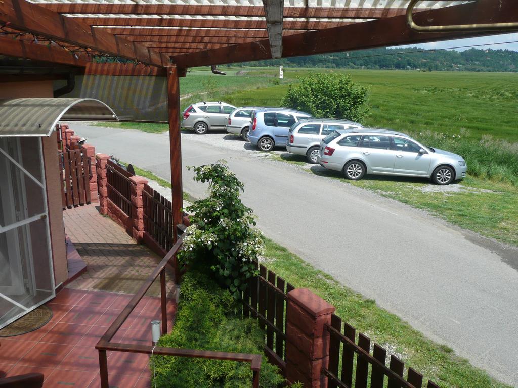 Penzion U Tulaka Dobřichovice Eksteriør billede
